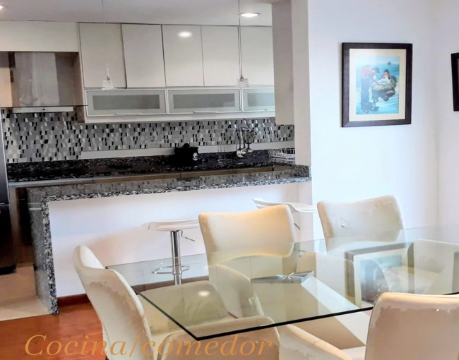 Departamento en planta baja con patio. Sector UEES  | Samborondón,  