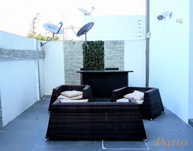 Departamento en planta baja con patio. Sector UEES  | Samborondón,  