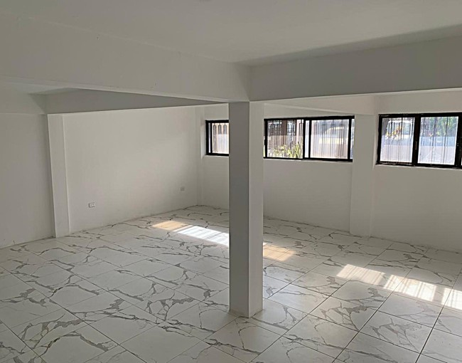 ALQUILO DEPARTAMENTO SIN AMOBLAR EN  LOS CEIBOS | Guayaquil, Los Ceibos