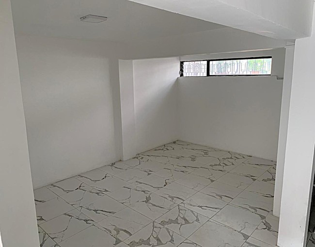 ALQUILO DEPARTAMENTO SIN AMOBLAR EN  LOS CEIBOS | Guayaquil, Los Ceibos