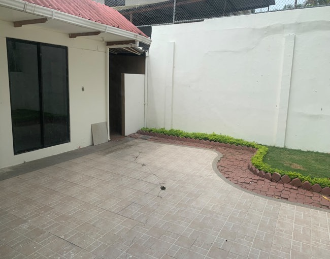 ALQUILO CASA SIN AMOBLAR  | Guayaquil, Puerto Azul