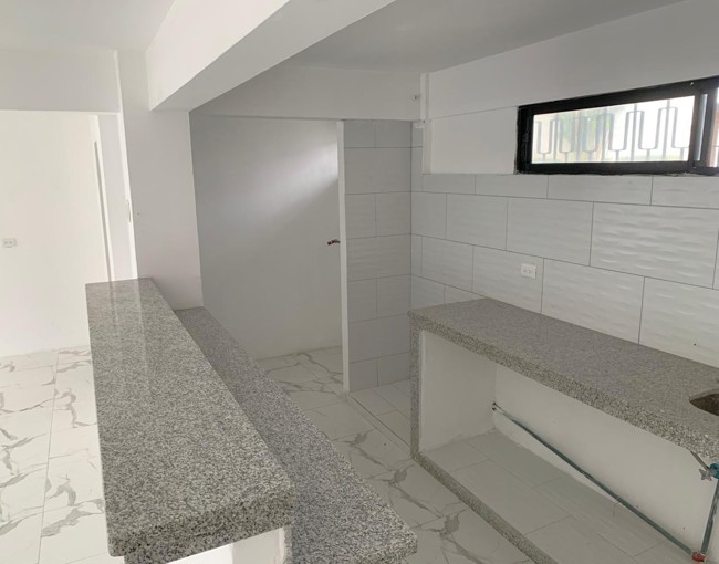 ALQUILO DEPARTAMENTO SIN AMOBLAR EN COLINAS DE LOS CEIBOS  | Guayaquil, Los Ceibos