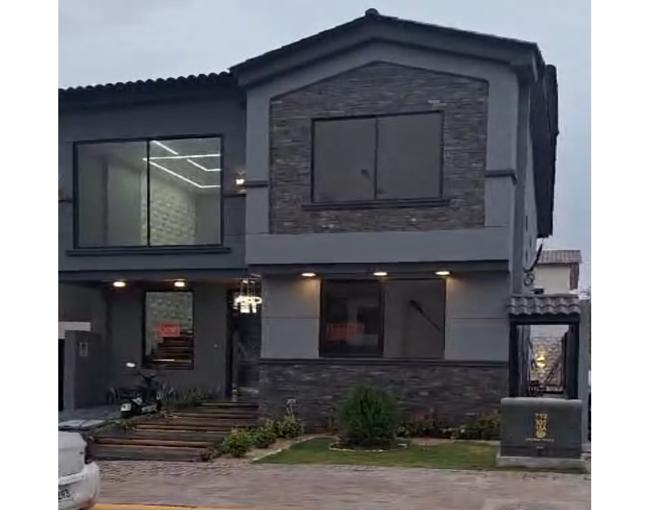 CASA DE LUJO EN URB.COSTALMAR | Guayaquil, Via a la Costa